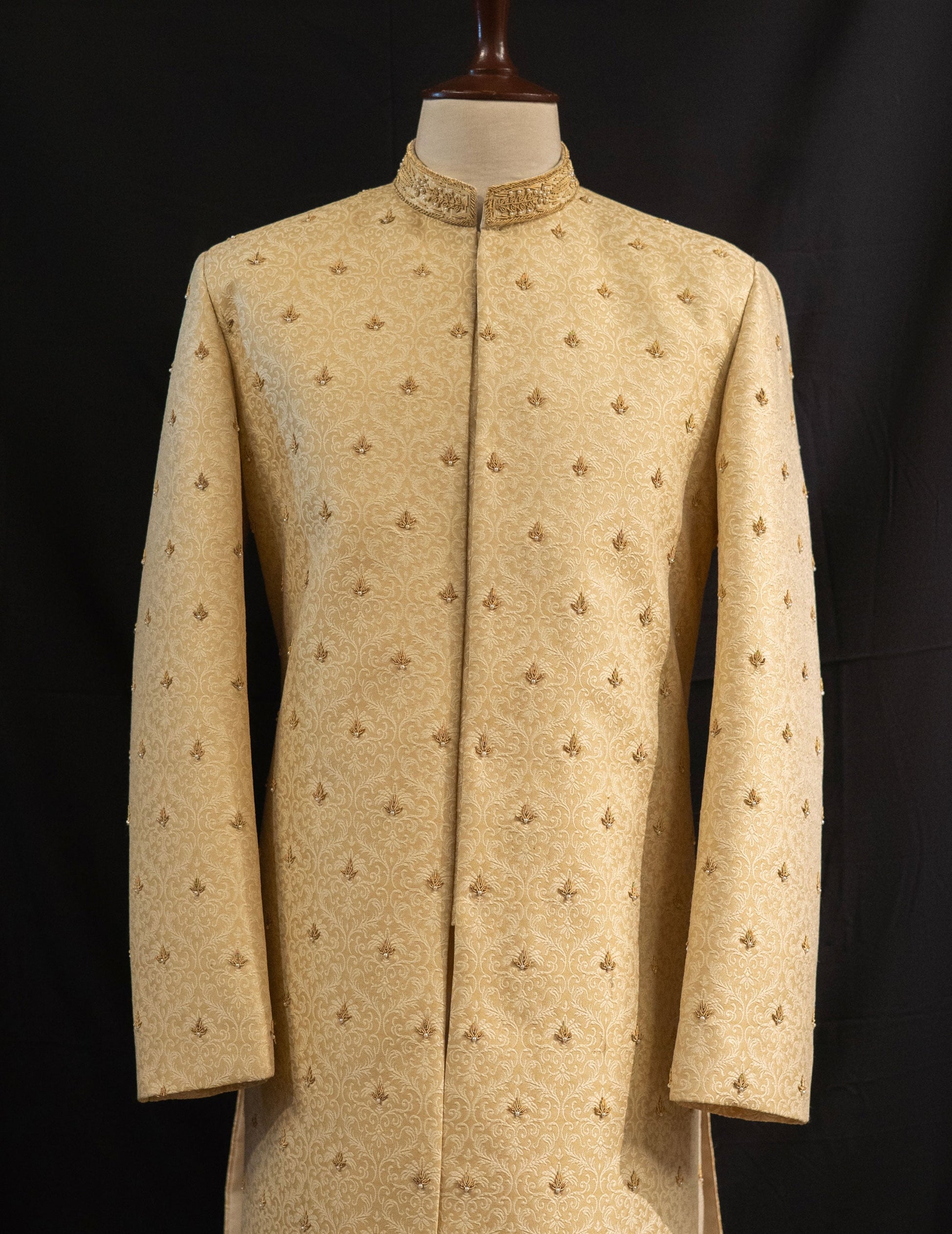pakistani groom sherwani​
