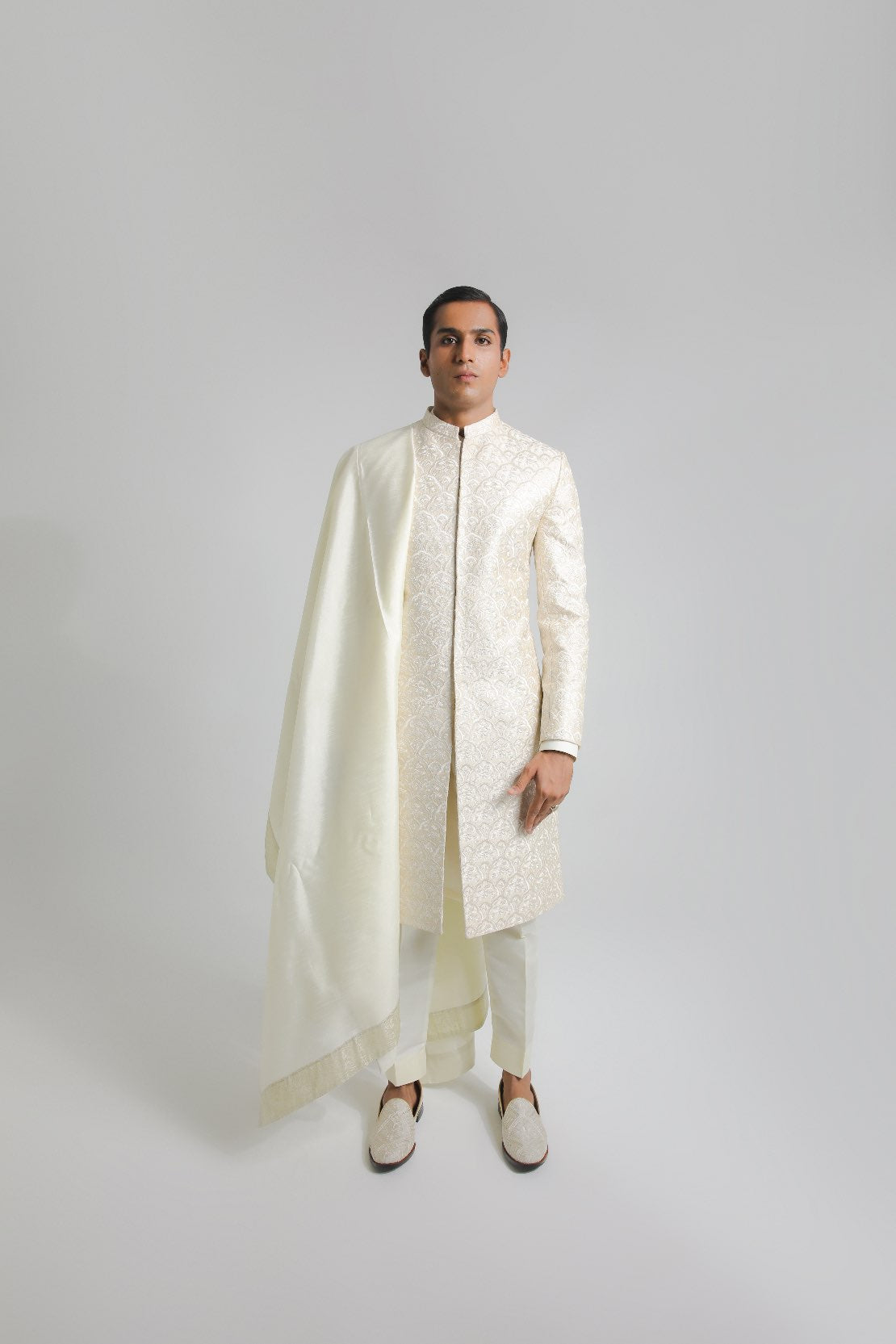 Pearl Majesty Sherwani