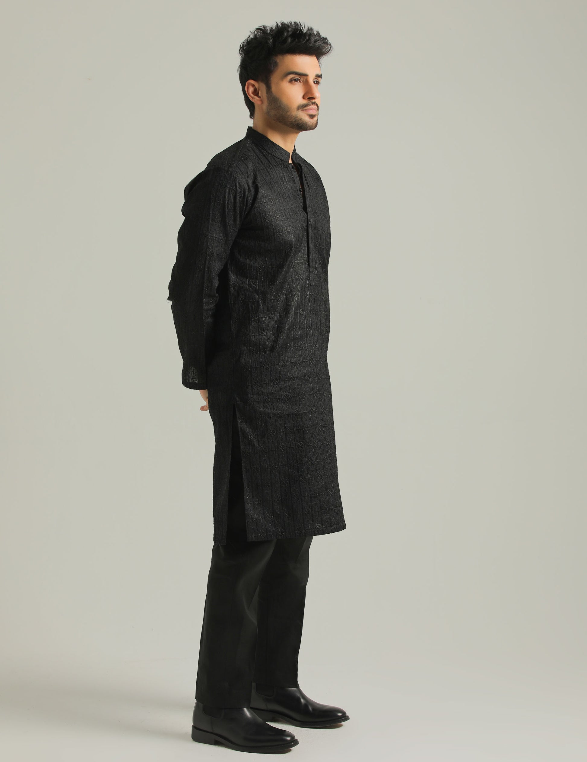 Zarqa Black